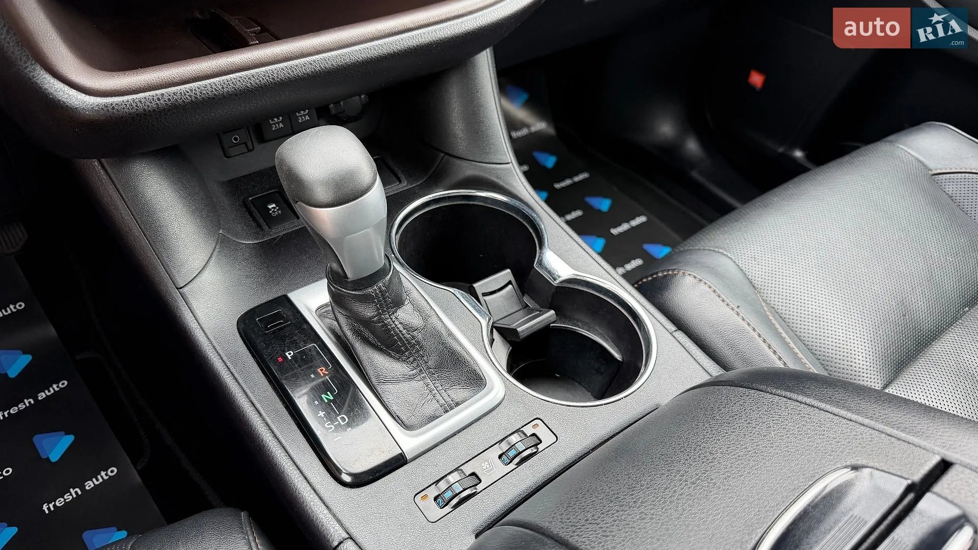 2018 Toyota Highlander - мініатюра 31
