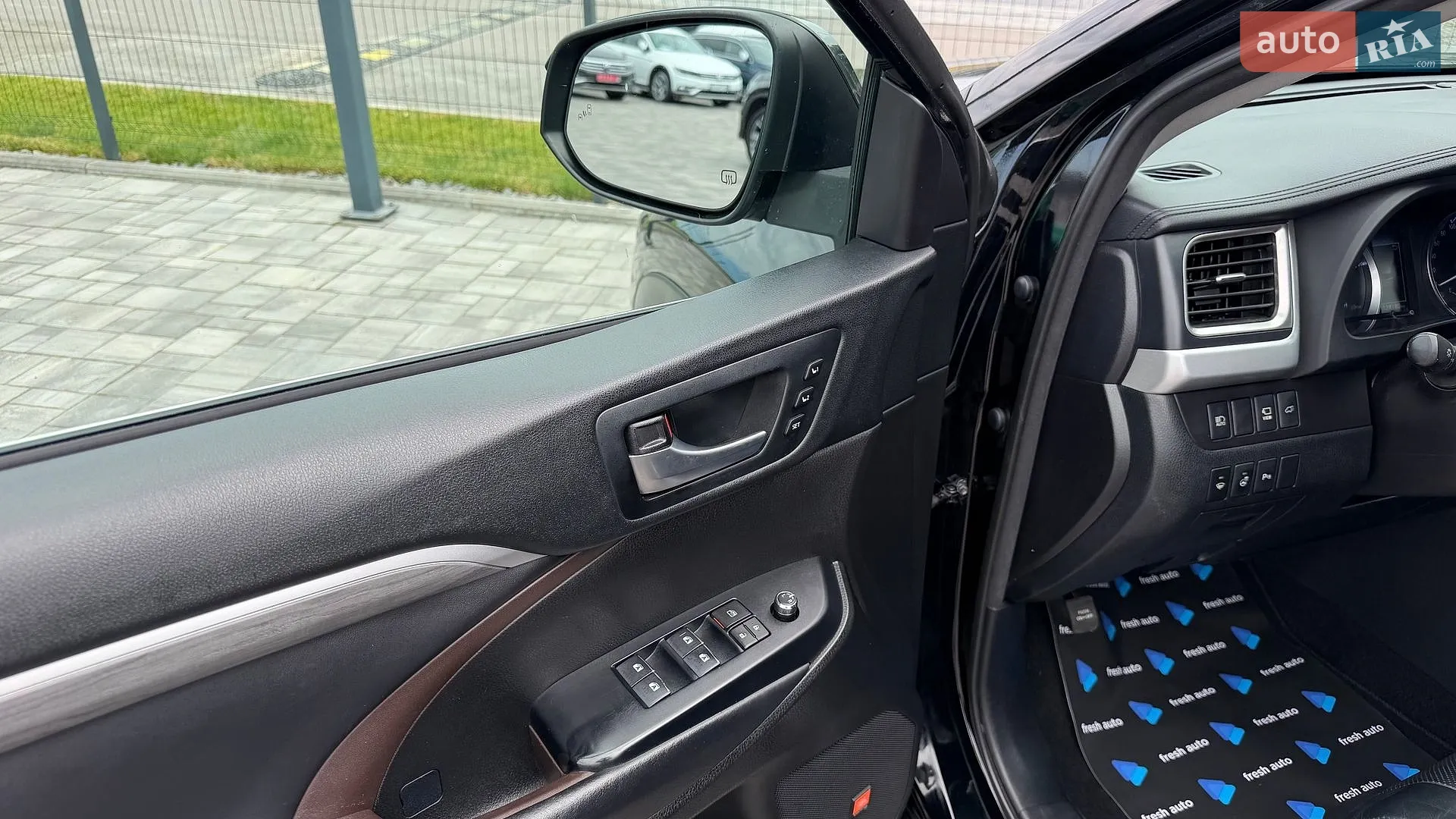 2018 Toyota Highlander - мініатюра 15