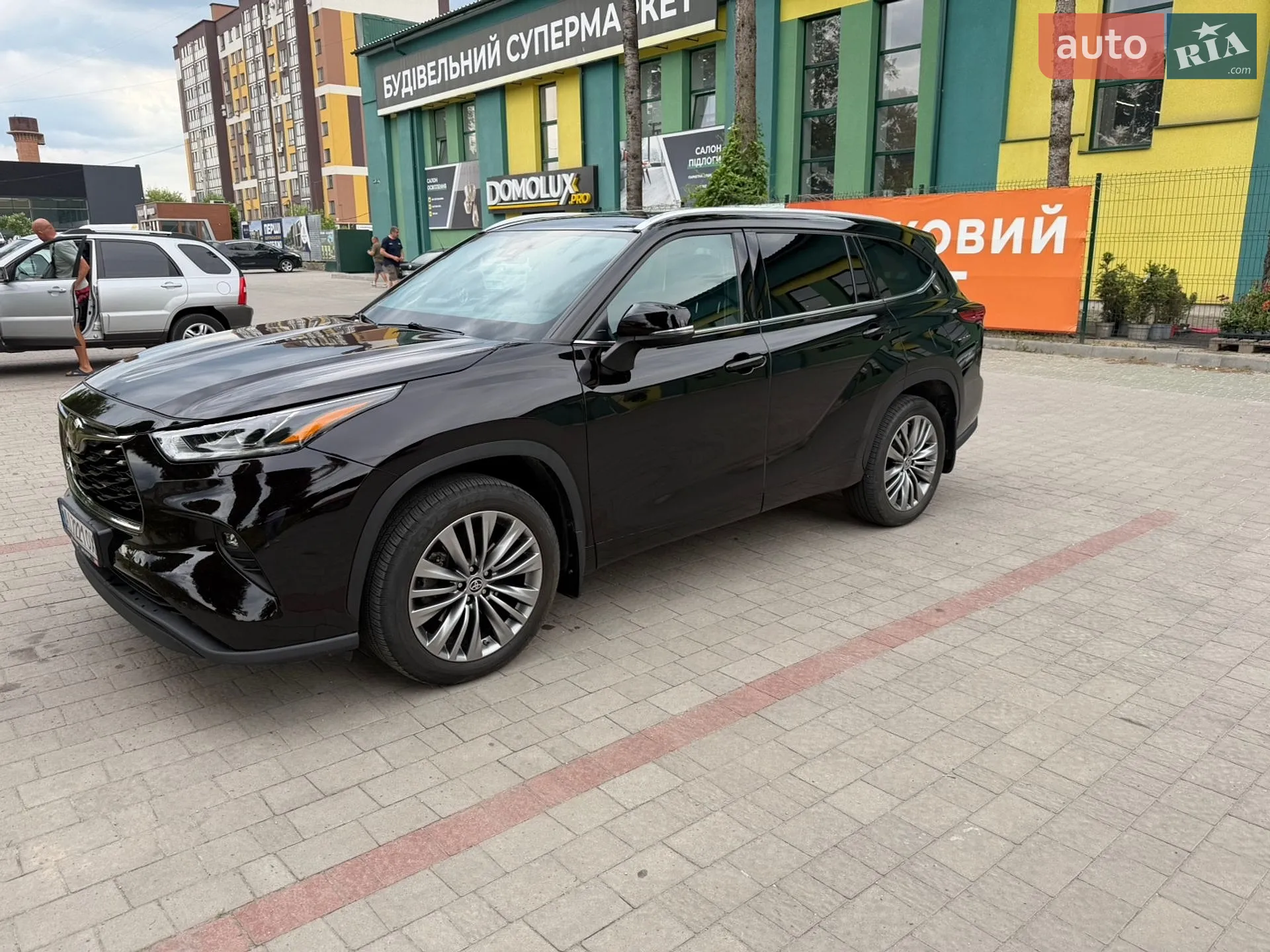 2020 Toyota Highlander - мініатюра 3