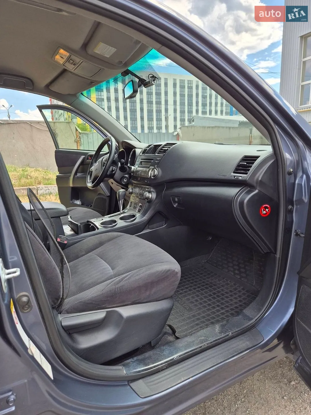 2011 Toyota Highlander - мініатюра 11