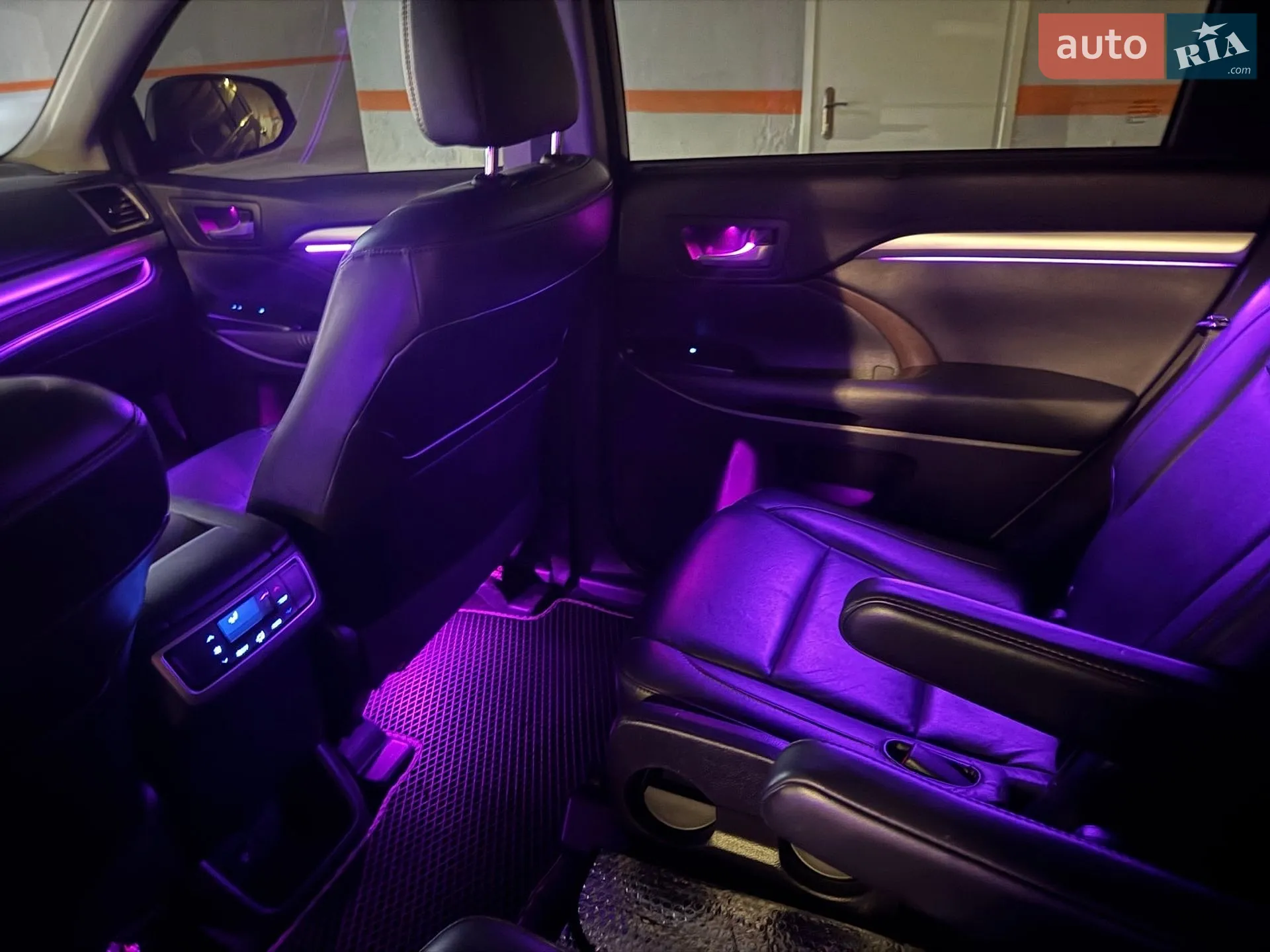 2014 Toyota Highlander - мініатюра 21