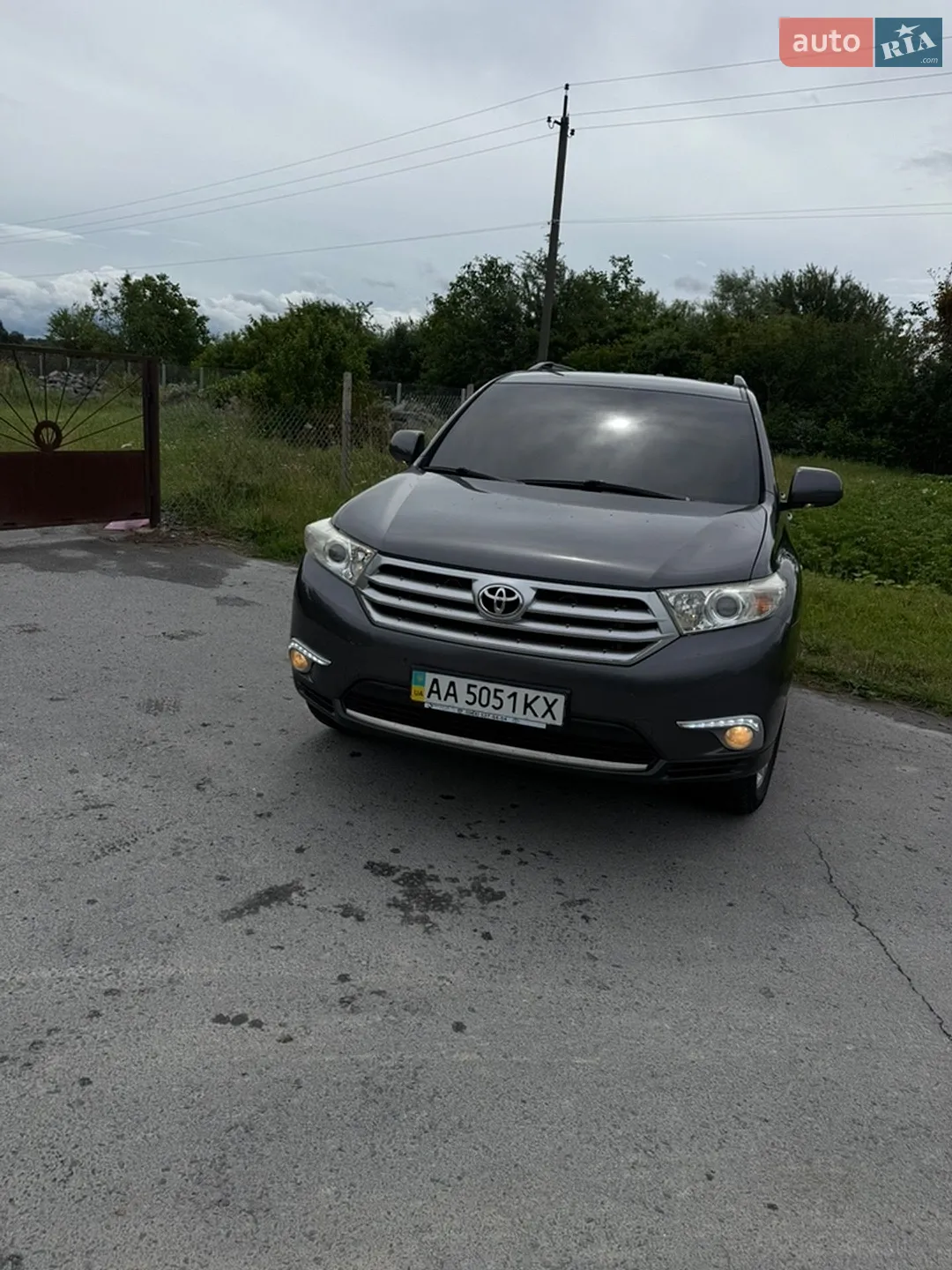 2011 Toyota Highlander - фото 1