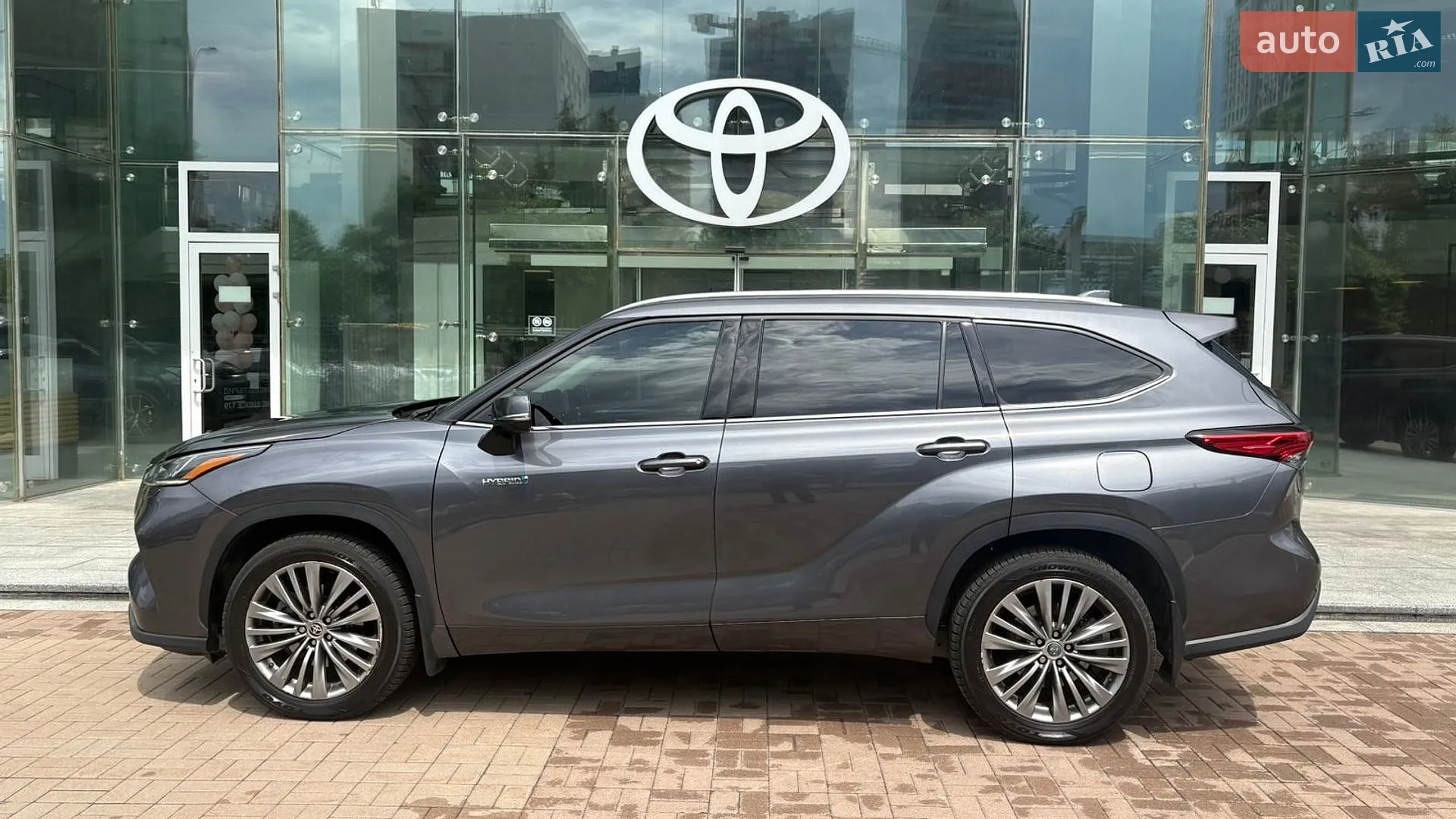 2021 Toyota Highlander - мініатюра 3