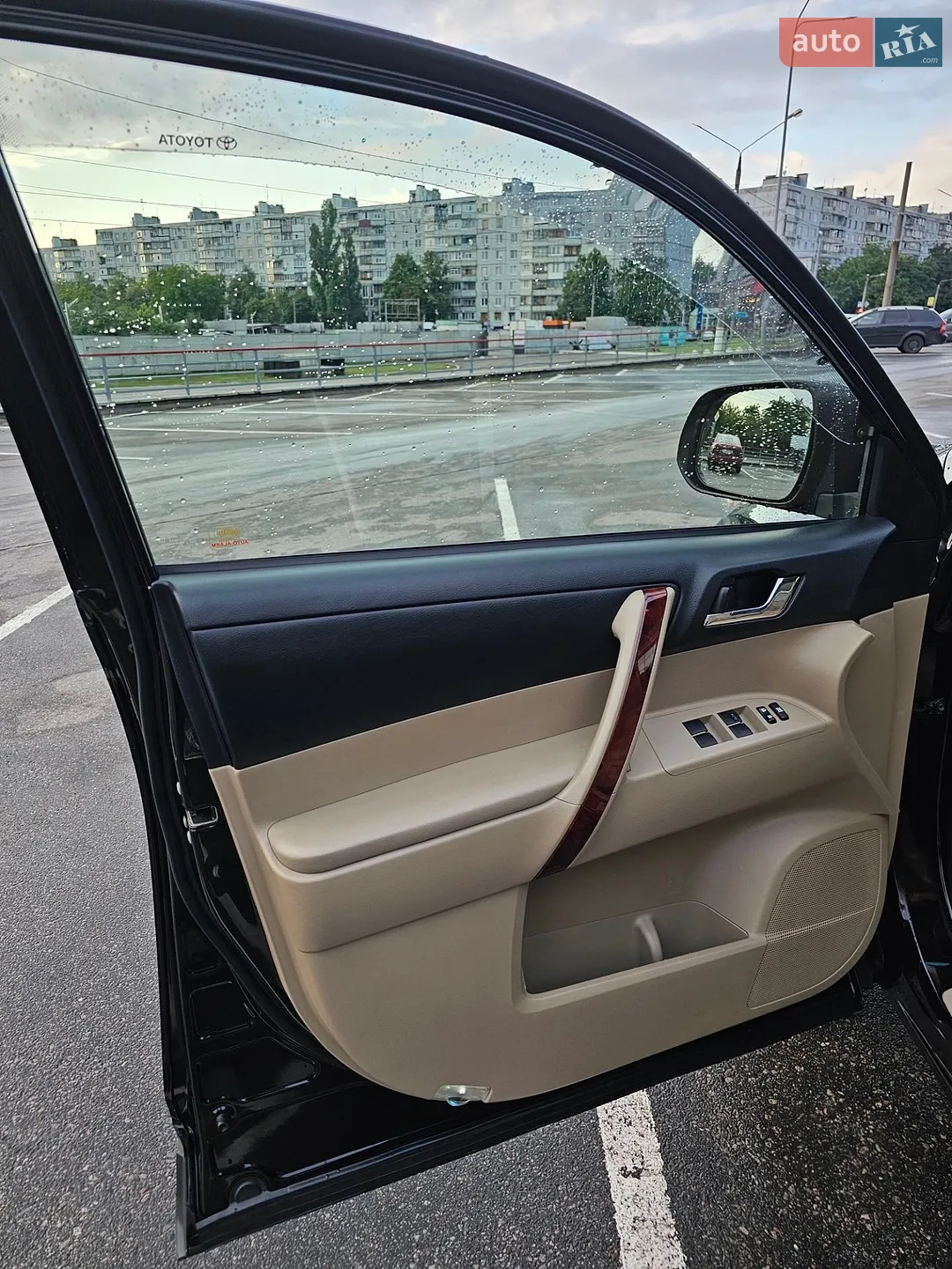 2011 Toyota Highlander - мініатюра 24