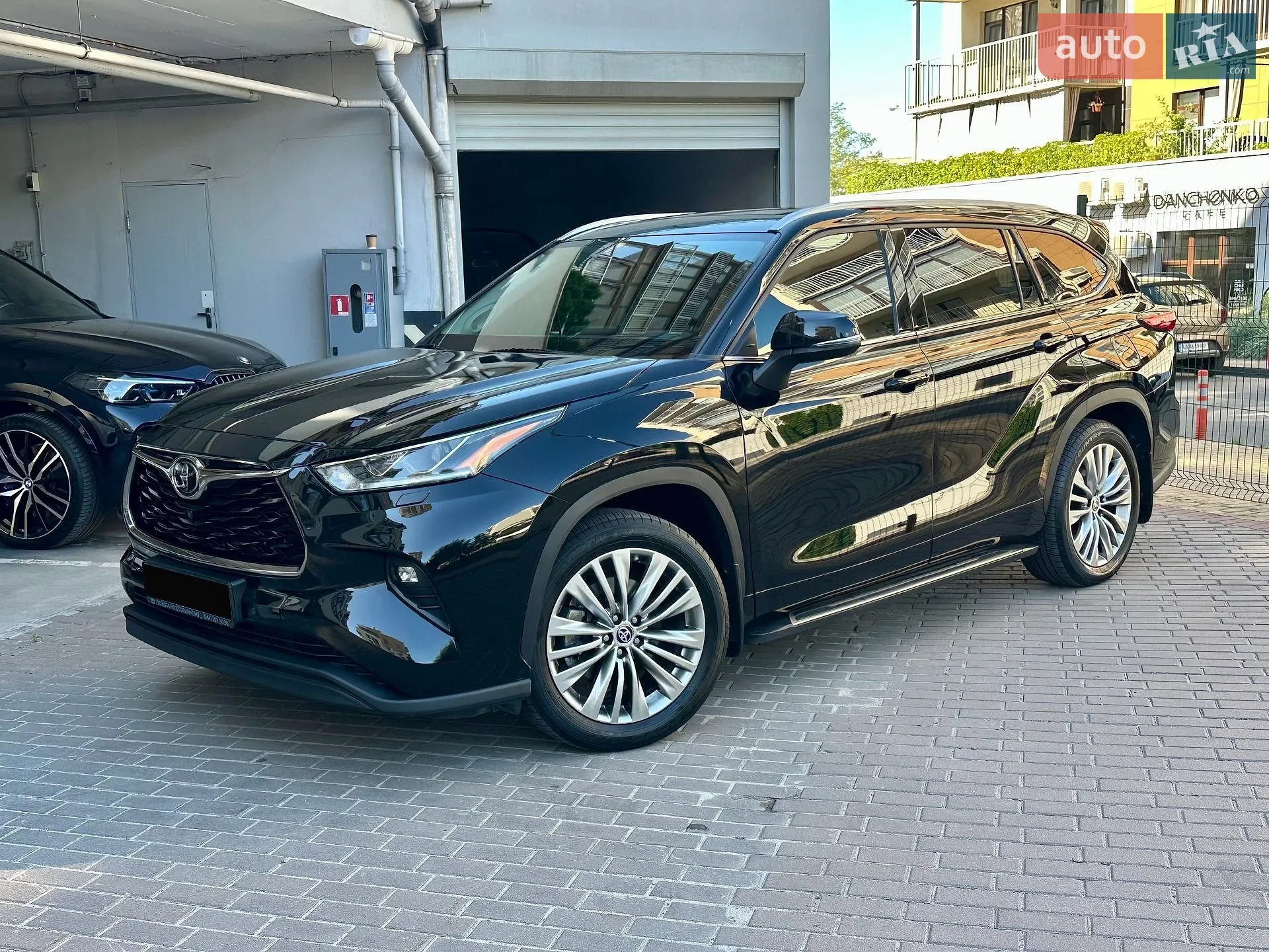 2022 Toyota Highlander - мініатюра 4