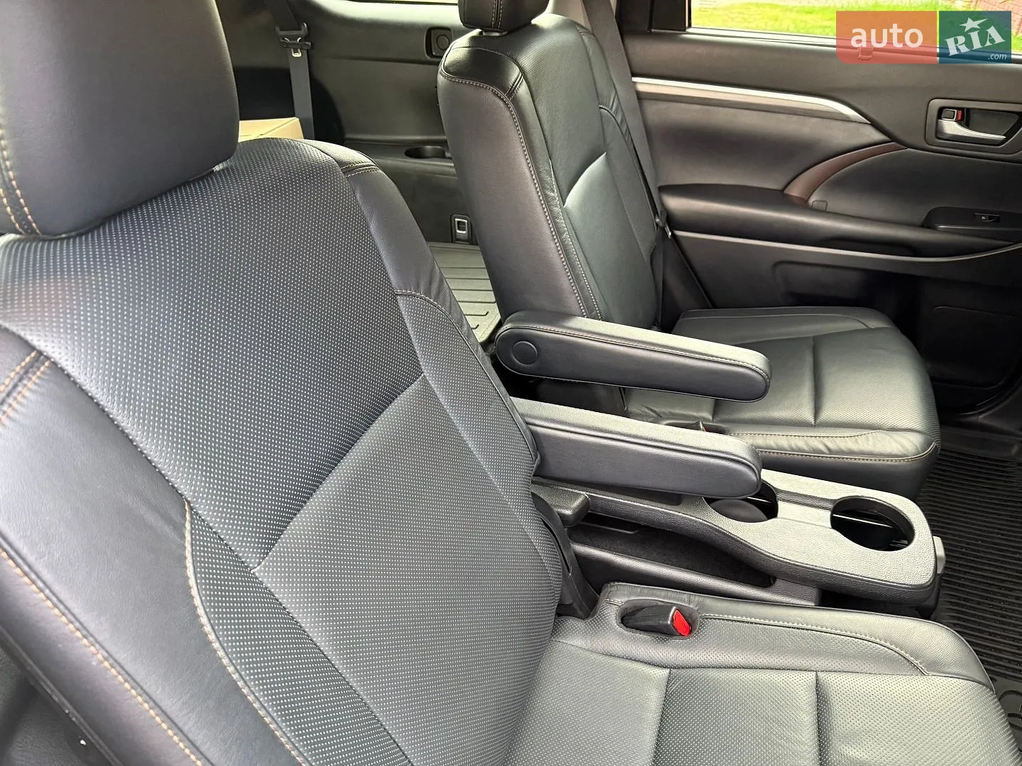 2019 Toyota Highlander - мініатюра 13