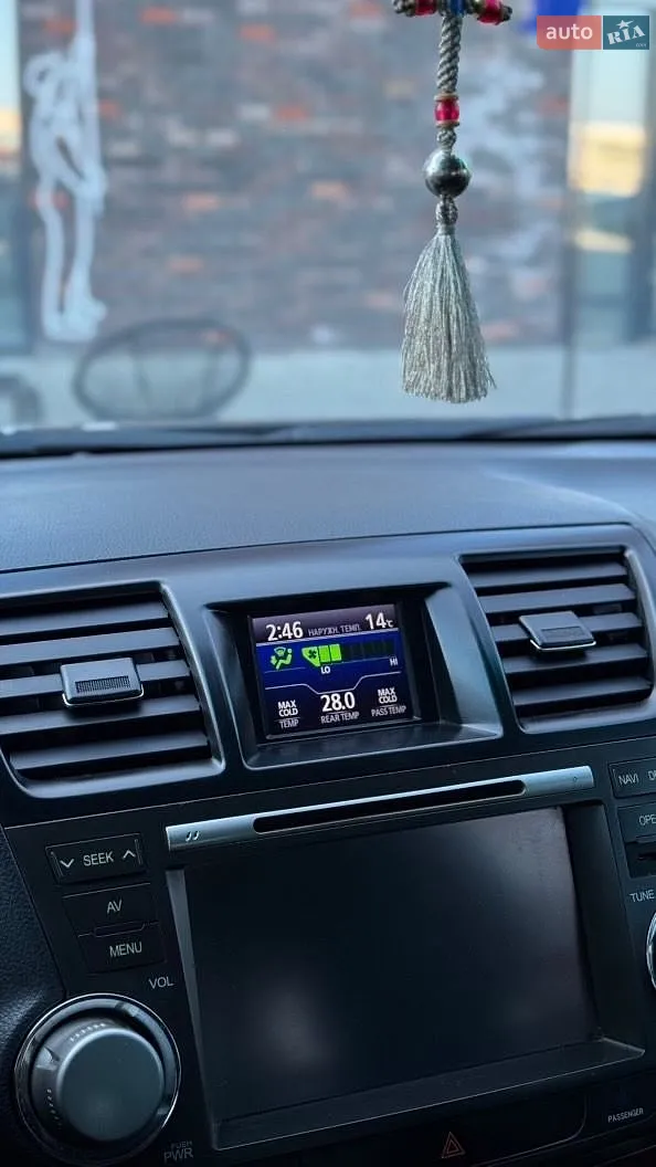2011 Toyota Highlander - мініатюра 9