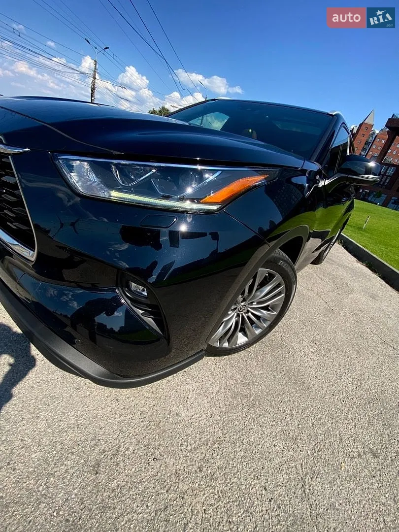 2020 Toyota Highlander - мініатюра 3