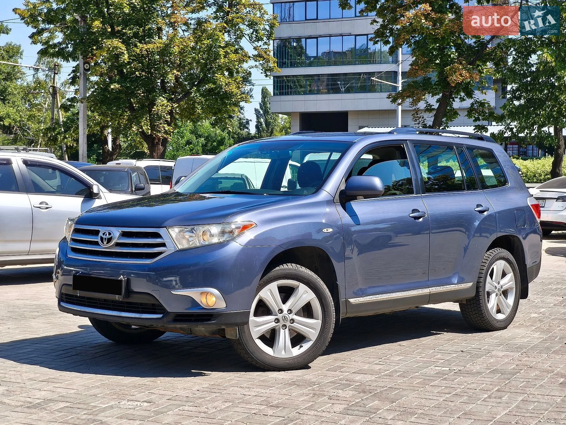 2011 Toyota Highlander - мініатюра 2