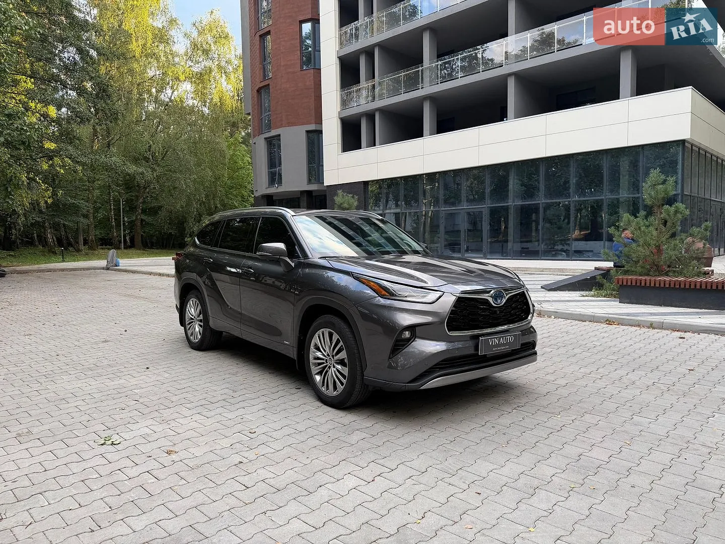 2024 Toyota Highlander - мініатюра 3