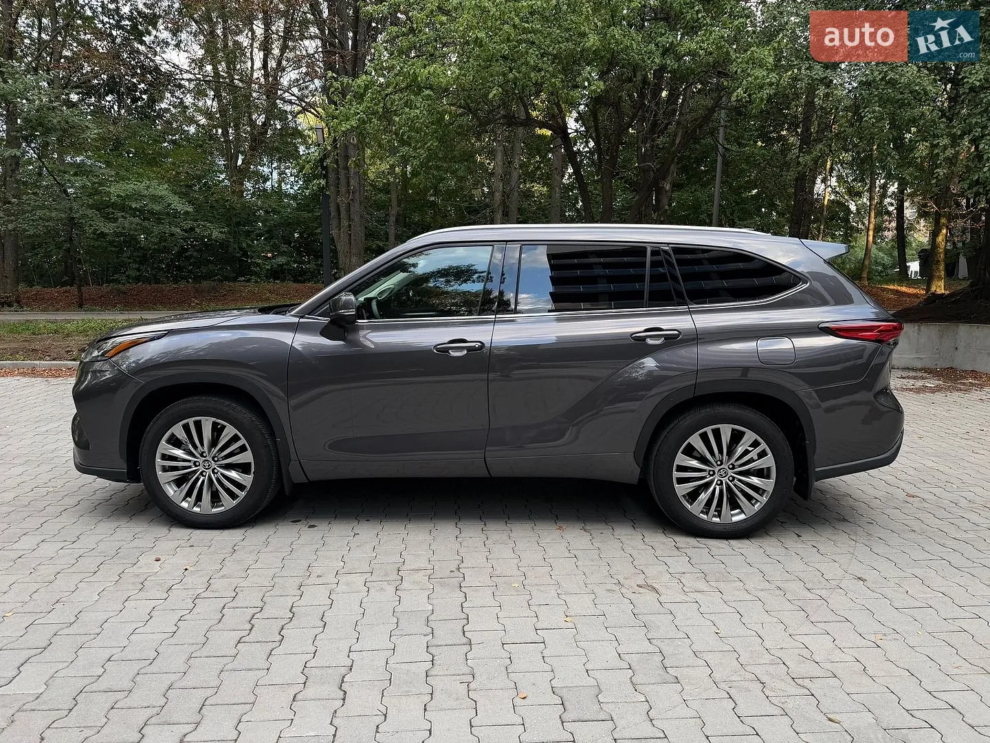 2024 Toyota Highlander - мініатюра 10