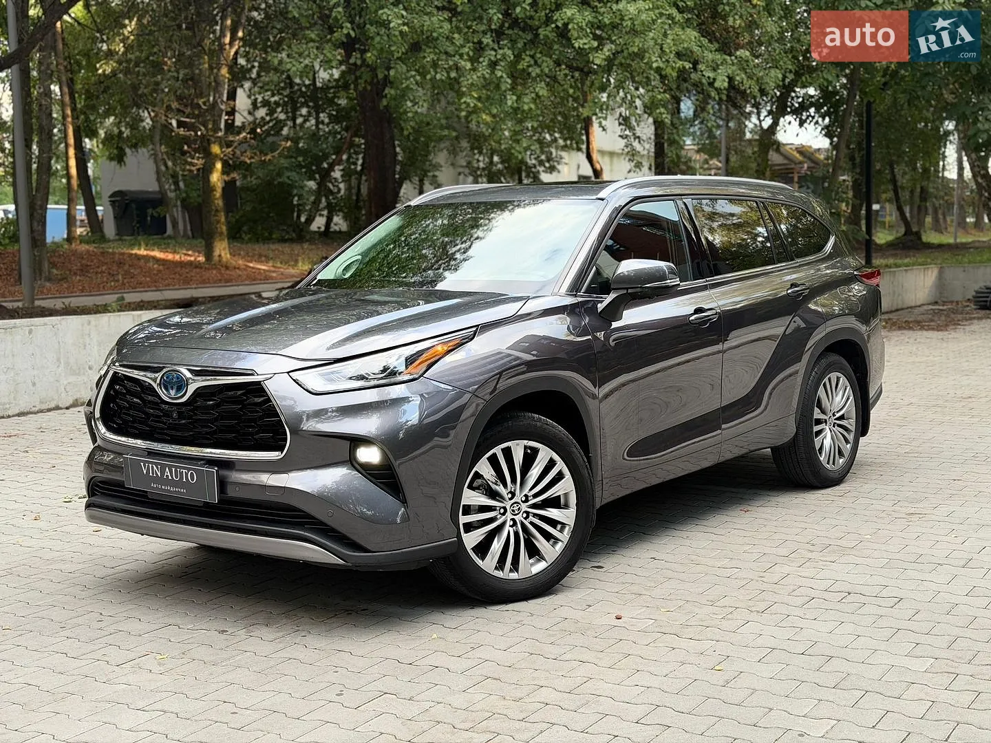 2024 Toyota Highlander - фото 1