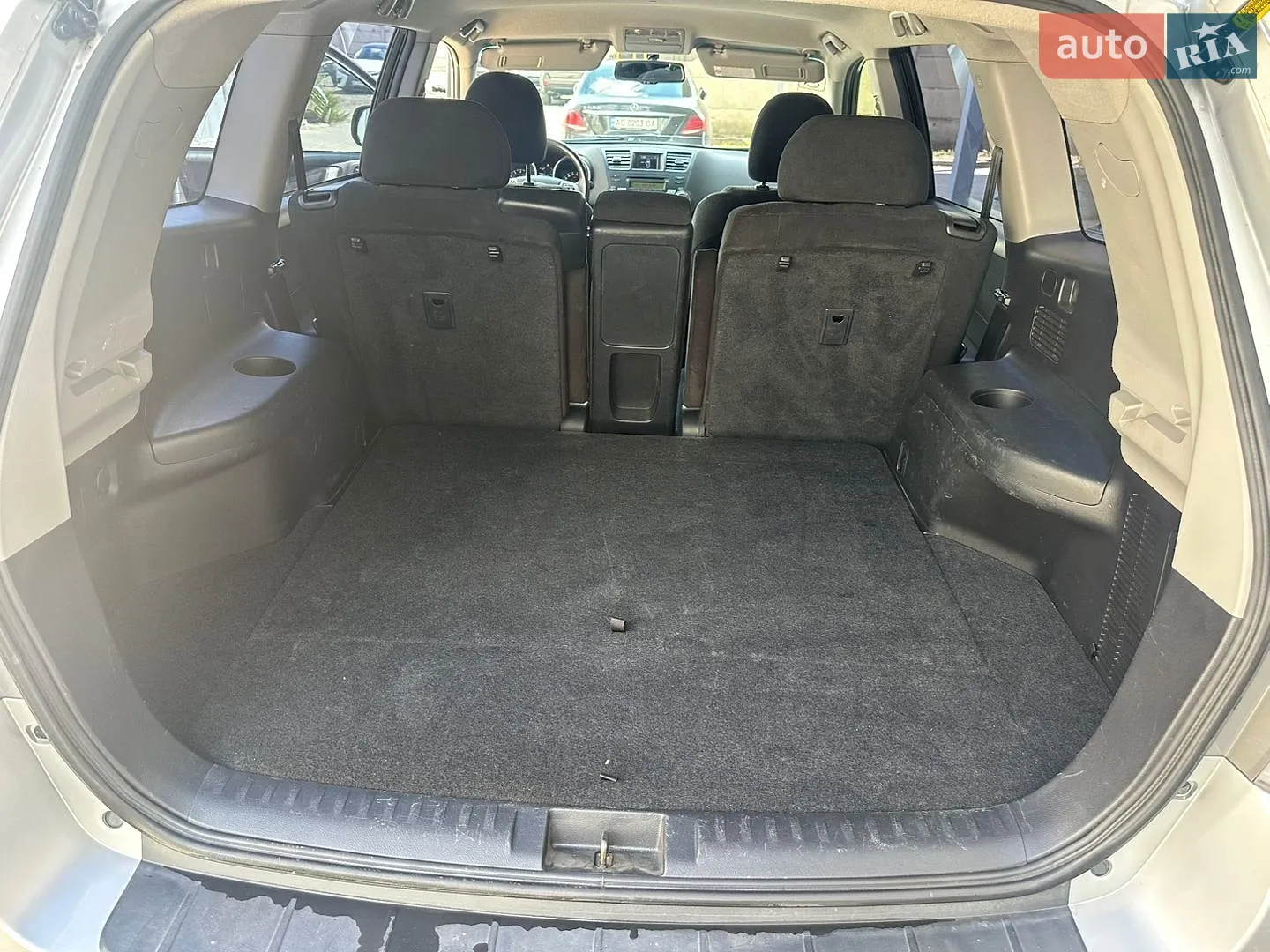 2011 Toyota Highlander - мініатюра 13