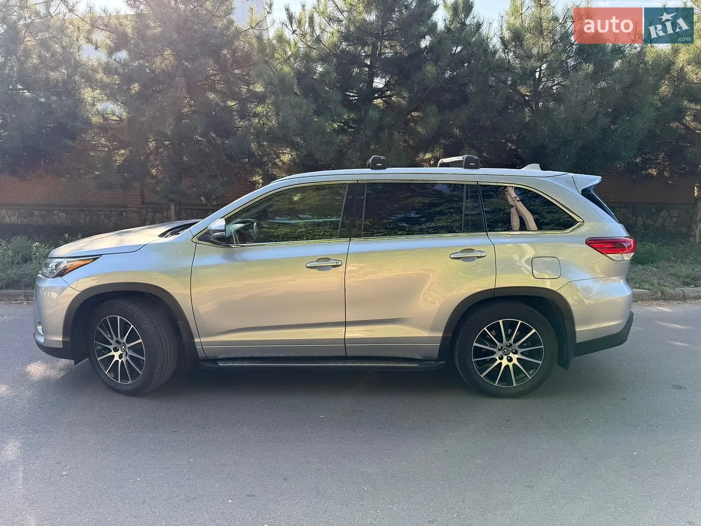 2017 Toyota Highlander - мініатюра 8