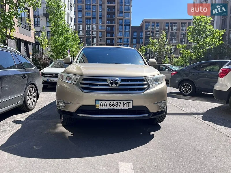 Toyota Highlander 2013