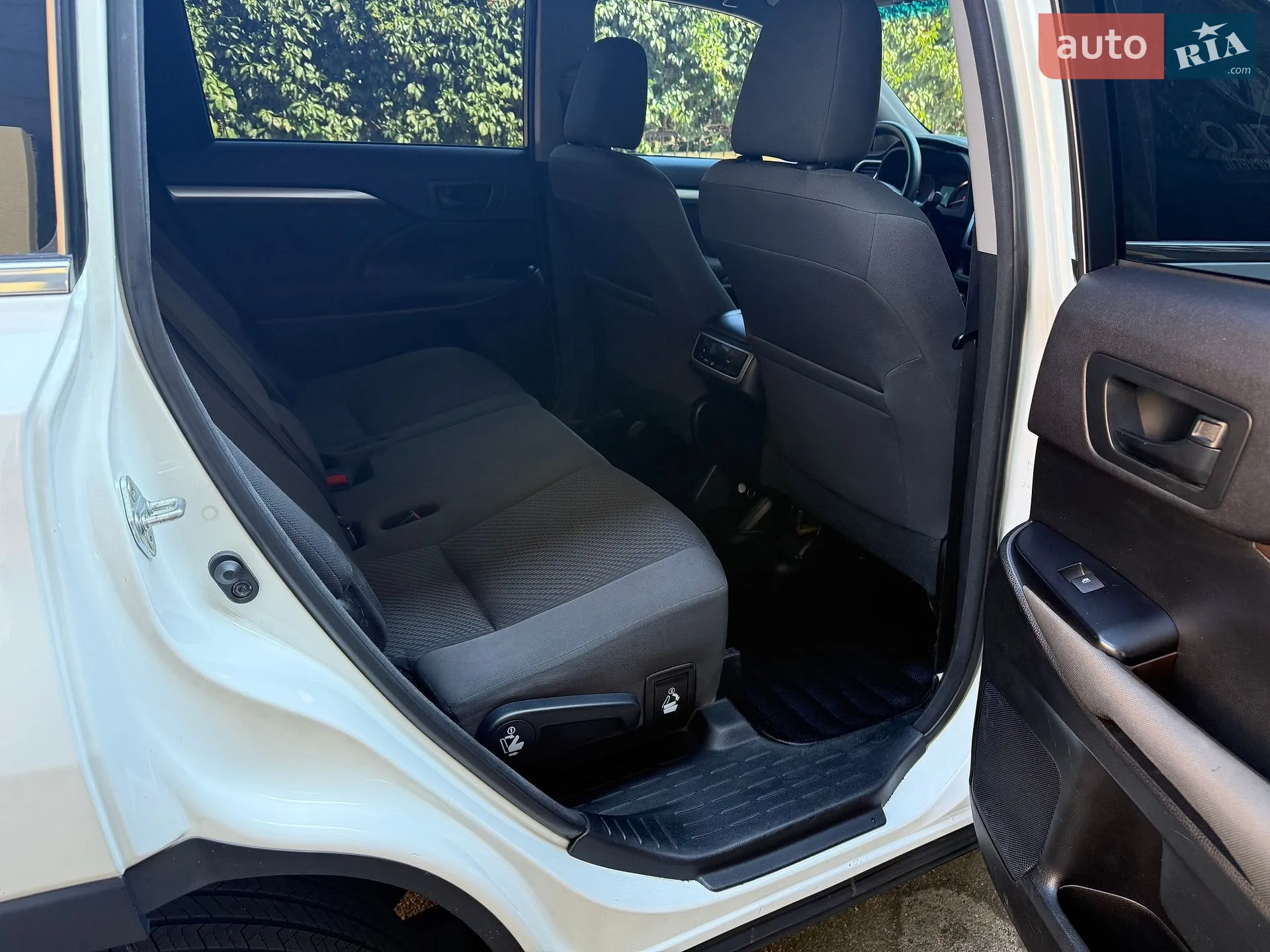 2016 Toyota Highlander - мініатюра 10