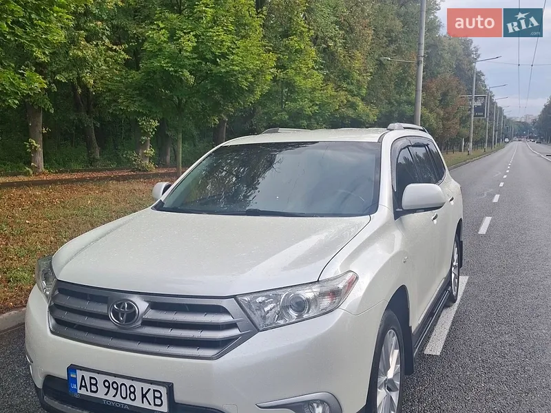 Toyota Highlander 2013