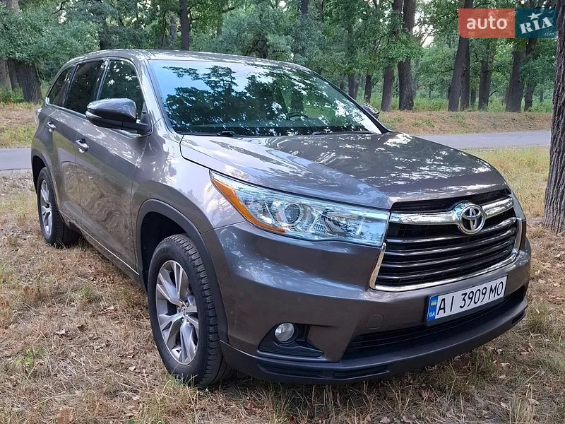 Toyota Highlander 2016