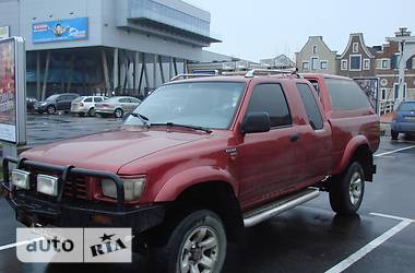 Пикап Toyota Hilux 1997 в 