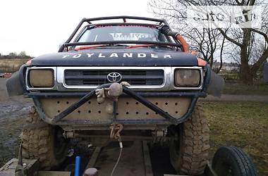 Пикап Toyota Hilux 1989 в 