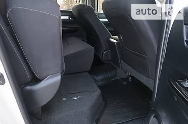 Пикап Toyota Hilux 2015 в 