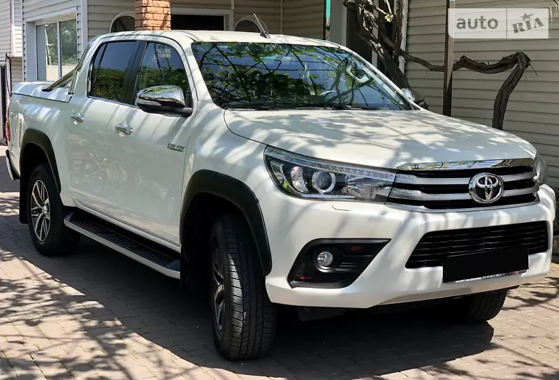AUTO.RIA – Продам Тойота Хайлюкс 2017 дизель 2.8 пикап бу в