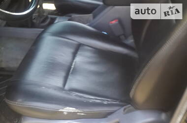 Пикап Toyota Hilux 2001 в 
