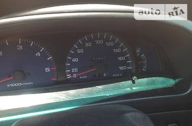 Пикап Toyota Hilux 2001 в 