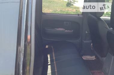 Пикап Toyota Hilux 2001 в 