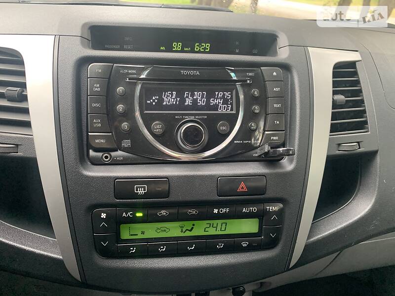 Пікап Toyota Hilux 2011 в Києві