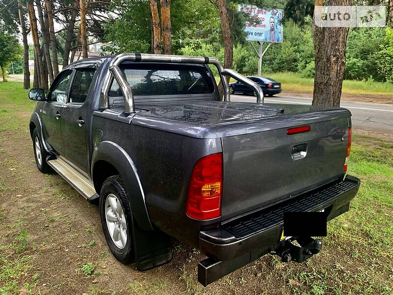 Пікап Toyota Hilux 2011 в Києві