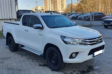 Пикап Toyota Hilux 2016 в Киеве