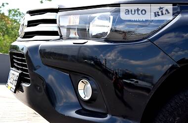 Пікап Toyota Hilux 2017 в 