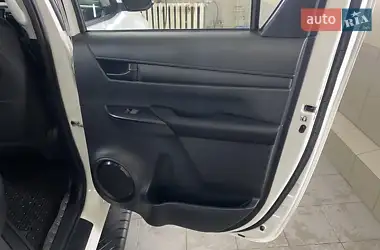 Toyota Hilux 2021