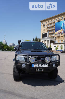 Пикап Toyota Hilux 2012 в 