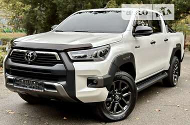 Пікап Toyota Hilux 2022 в 