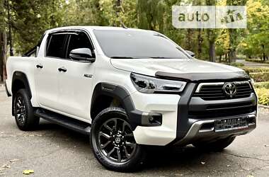 Пікап Toyota Hilux 2022 в 