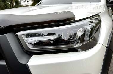 Пікап Toyota Hilux 2022 в 