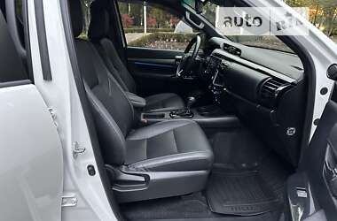 Пікап Toyota Hilux 2022 в 