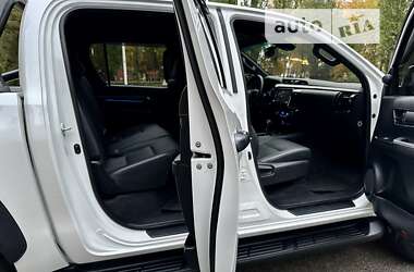 Пікап Toyota Hilux 2022 в 