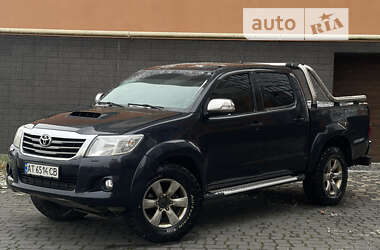 Пикап Toyota Hilux 2011 в Ивано-Франковске