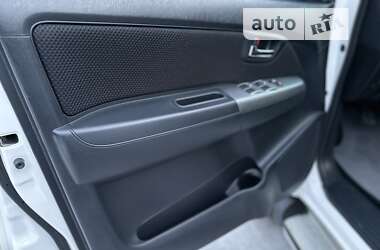 Пикап Toyota Hilux 2014 в 