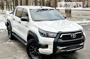 Пикап Toyota Hilux 2021 в 