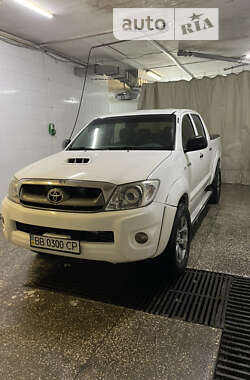 Пикап Toyota Hilux 2011 в Виннице