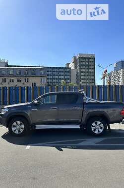 Пікап Toyota Hilux 2017 в Києві