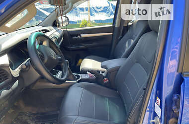Пикап Toyota Hilux 2016 в Кривом Роге