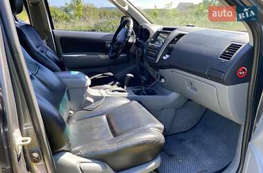 Пікап Toyota Hilux 2011 в 