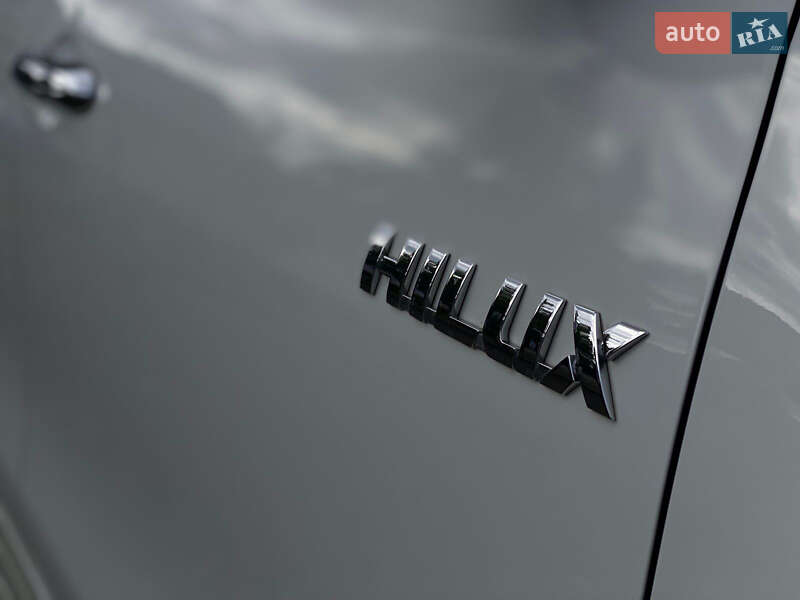Пикап Toyota Hilux 2017 в Ужгороде