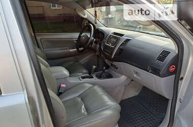 Пикап Toyota Hilux 2011 в Сарнах