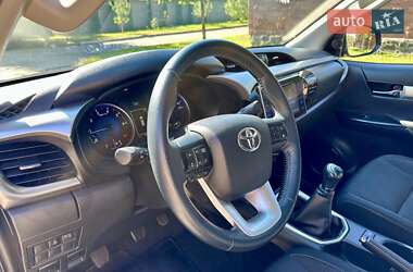 Пикап Toyota Hilux 2015 в 